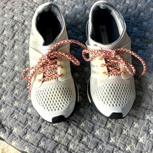 Adidas by Stella McCartney beige/white shoes with orange laces